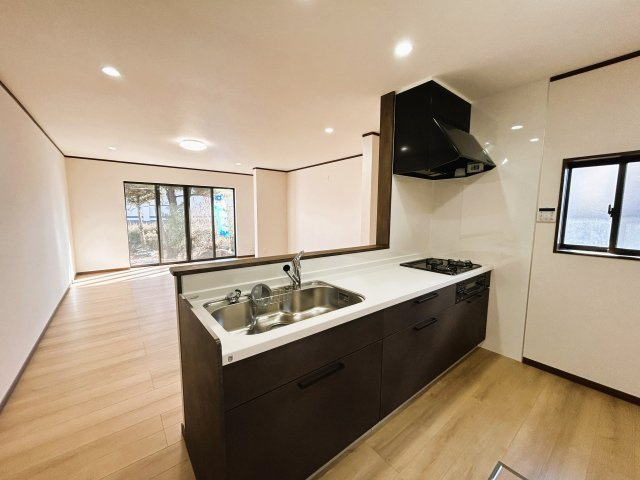 北佐久郡立科町塩沢　中古住宅のキッチン|LDK：約21.63帖