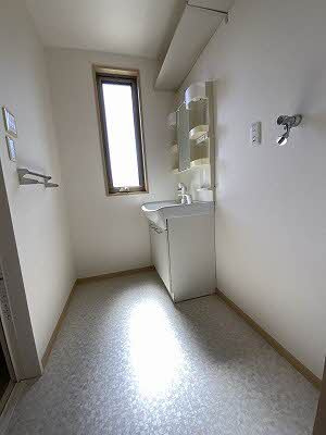 【洗面所】 | グリーンルーフ