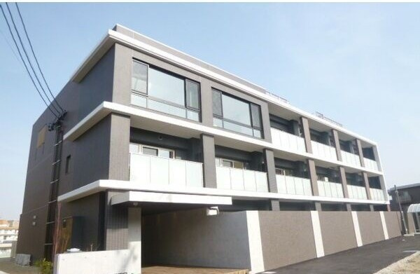 フェリクス八事表山