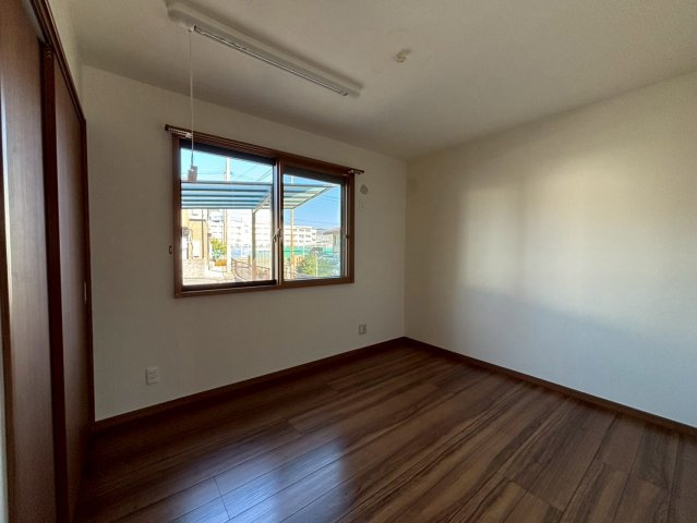 サンパティック田寺B棟の洋室