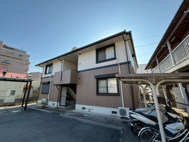 サンパティック田寺B棟の外観