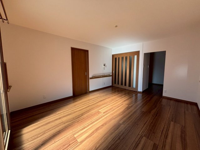 サンパティック田寺B棟の居間・リビング