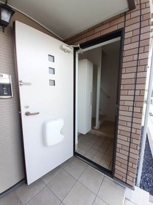 【エントランス】 | スターブル．Ｔ