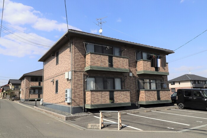 ストークシャトル　B棟の外観