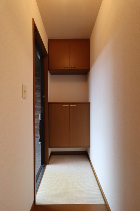 ストークシャトル　B棟の玄関