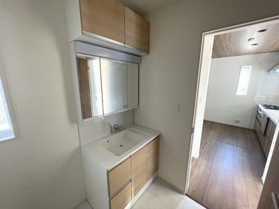 【独立洗面台】 | ブルーミングガーデン清田 | 【頭金0円、フルローン可能です♪】お支払期間も50年までOK。ピッタリな資金計画をご提案しますので、一緒に計画を建てて行きましょう♪複数の銀行からピッタリなパートナーをお探しします。