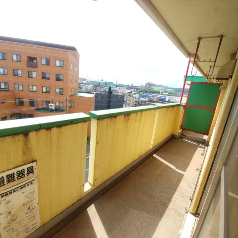 室蘭東町第１住宅のバルコニー