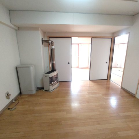 室蘭東町第１住宅の居間・リビング