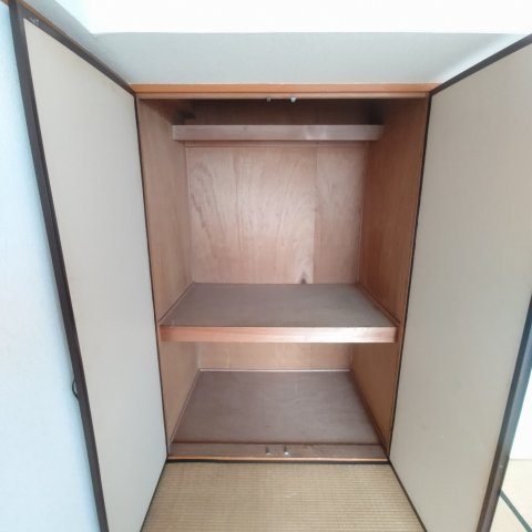 室蘭東町第１住宅の収納