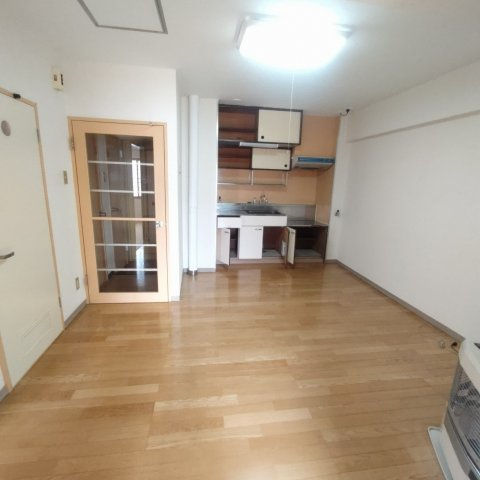 室蘭東町第１住宅の居間・リビング