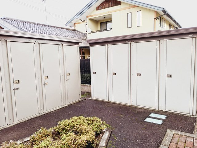 サン・ローレルのその他