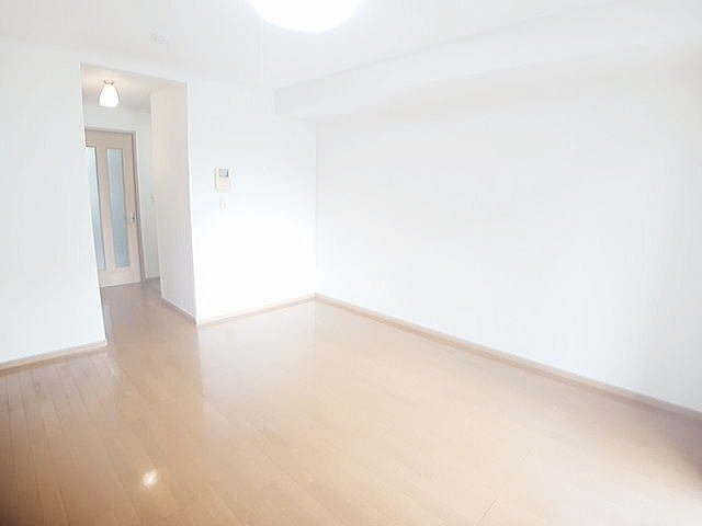 サン・ローレルの居間・リビング