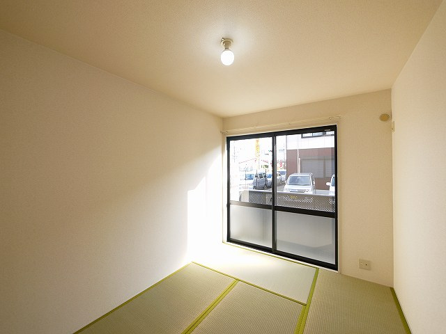 グランドゥールＡ・Ｃの和室|来客時にも便利な和室付き