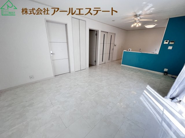姫路市田寺東3丁目　　中古戸建の居間・リビング