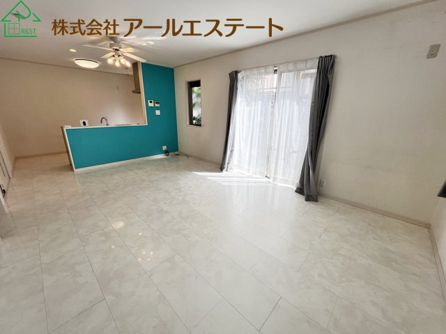 姫路市田寺東3丁目　　中古戸建の居間・リビング