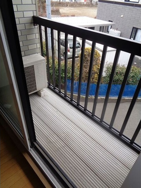 ユキトモハウスのバルコニー