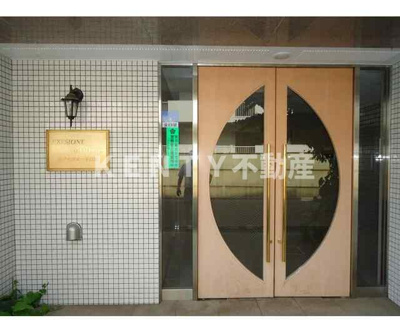 【エントランス】 | エクセシオーネ目黒 | ゆとりのあるエントランスです