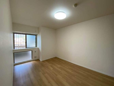 【洋室】 | 藤和箕面ホームズA棟