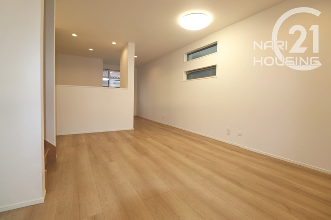 【キッチン】 | 昭島市田中町1丁目　中古戸建 | 対面キッチン