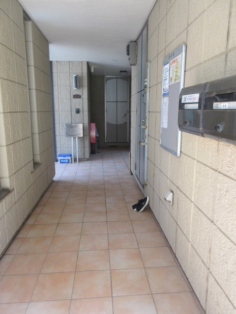 メゾン　ピアサイドのエントランス