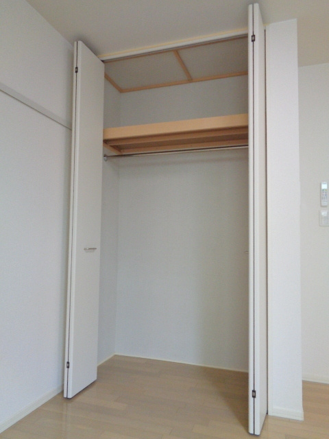 メゾン　ピアサイドの収納