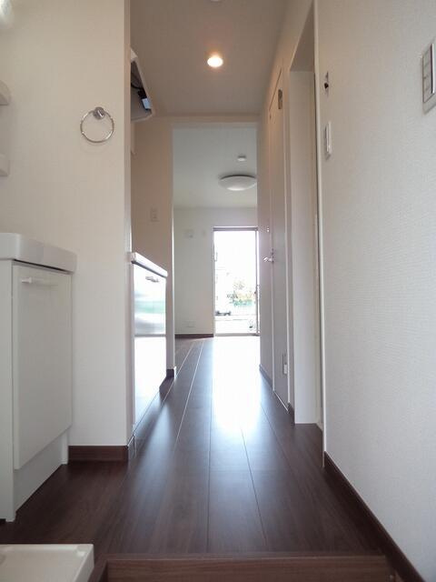 プリズム７番館の玄関