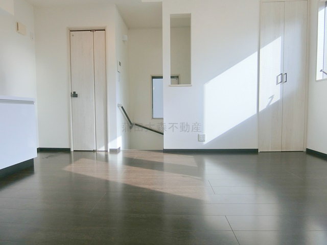 大田区東糀谷5丁目住宅の居間・リビング|DK