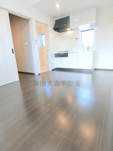 大田区東糀谷5丁目住宅の居間・リビング|DK