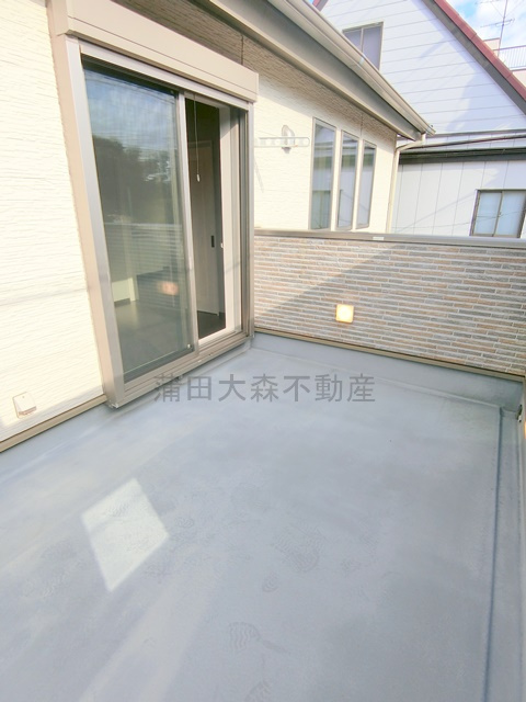 大田区東糀谷5丁目住宅のバルコニー