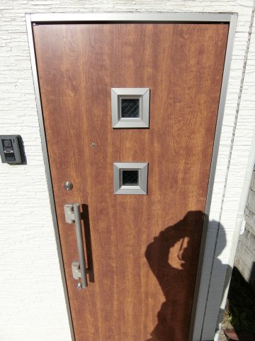 大田区東糀谷5丁目住宅の玄関