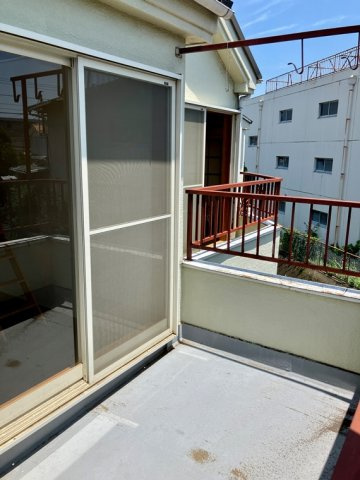 上広谷戸建のバルコニー