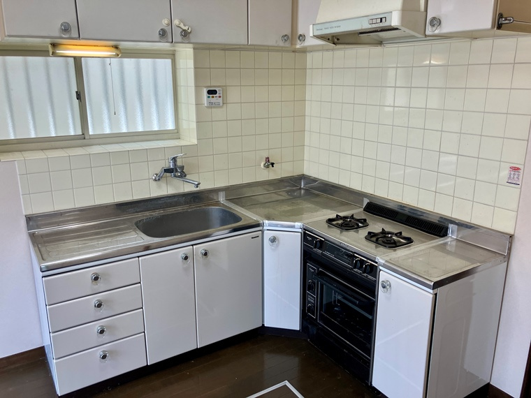 上広谷戸建のキッチン