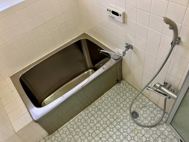 上広谷戸建の浴室