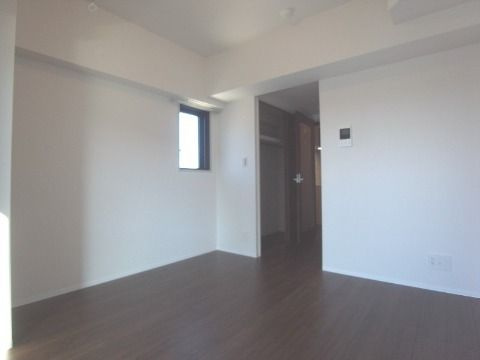 葛飾区新小岩２丁目の賃貸マンションの居間・リビング