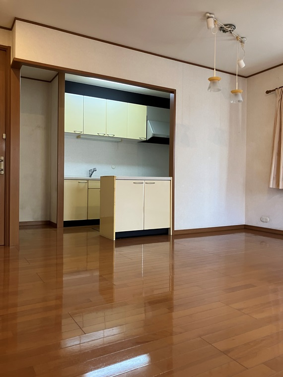 中山戸建の居間・リビング