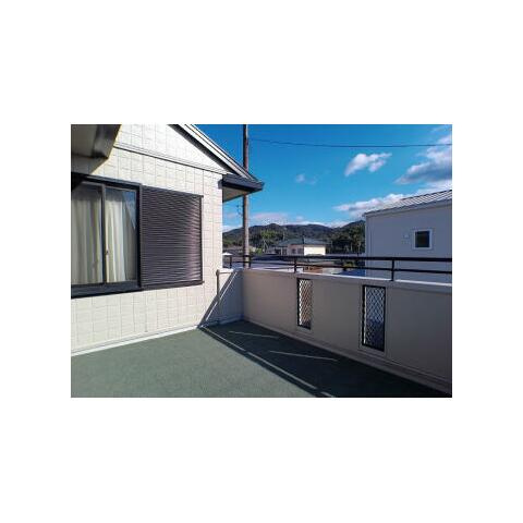 神郷1丁目　中古戸建のバルコニー