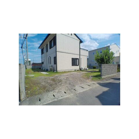 神郷1丁目　中古戸建の駐車場