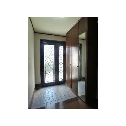 神郷1丁目　中古戸建の玄関