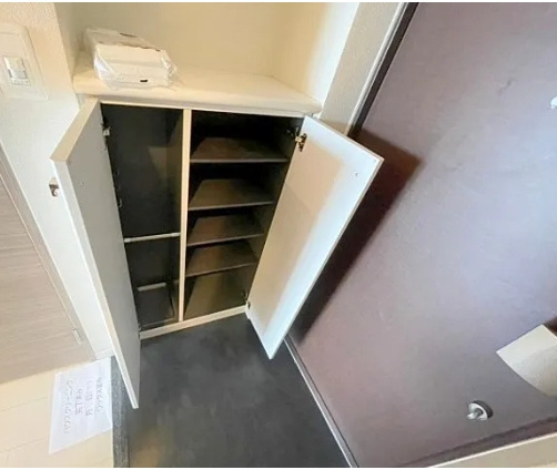 ララプレイス新大阪シエスタの収納