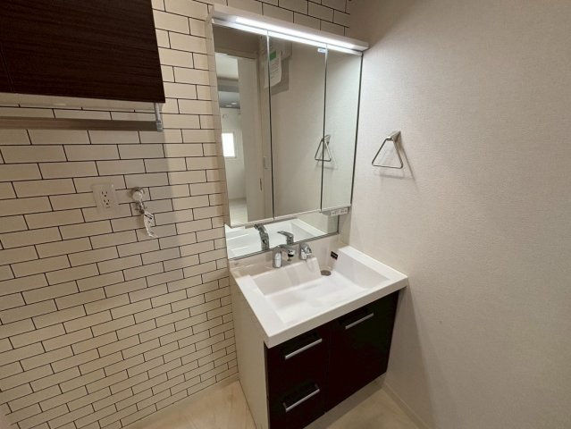 フォーレス御立東の独立洗面台