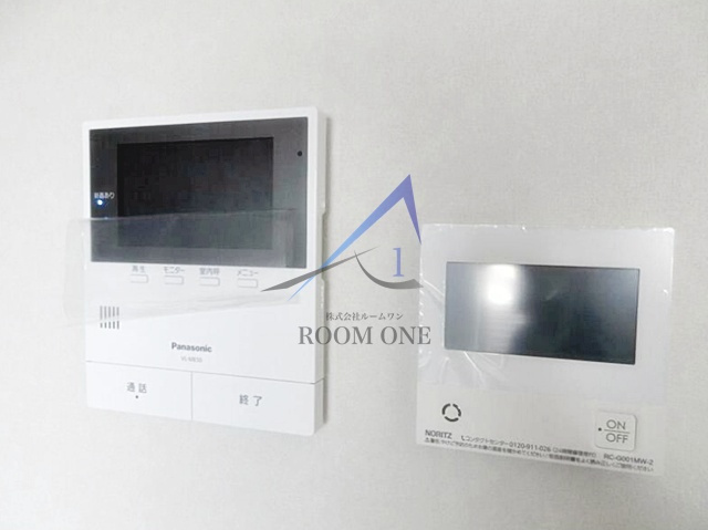 Ｌａｉｄ　Ｂａｃｋ　武蔵小杉のセキュリティ|モニター付きインターホンです。