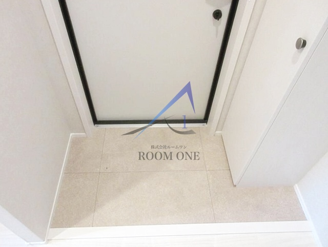 Ｌａｉｄ　Ｂａｃｋ　武蔵小杉の玄関|玄関です。