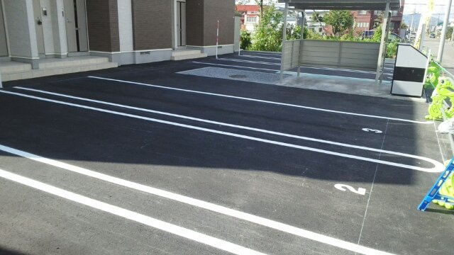 アニメートＭの駐車場|車をお持ちの方に嬉しい駐車場付きの物件です