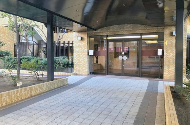 【エントランス】