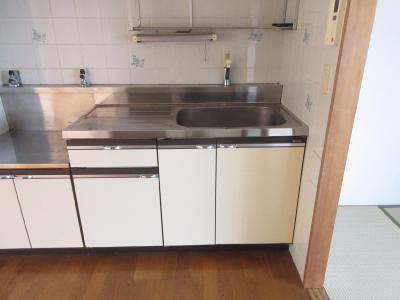 マンションいそい常盤のキッチン|2口ガスコンロ設置可