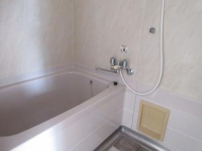 マンションいそい常盤の浴室