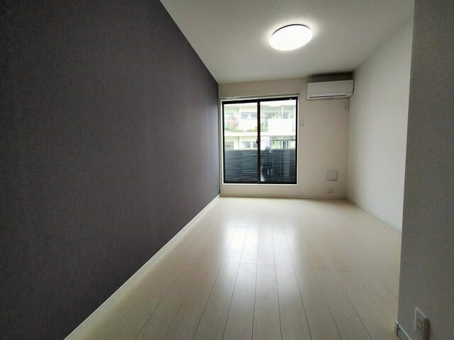 フィユフラッツ坂戸の居間・リビング