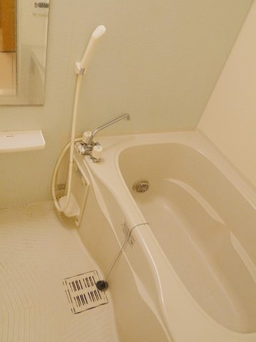 ペアセロベＤの浴室|日々の疲れを癒すお風呂付です