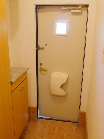 ペアセロベＤの玄関|落ち着いた玄関です