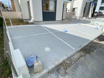 【駐車場】 | 八重瀬町新城Ⅲ（全5棟）C・D・E号棟 | ※同仕様写真です